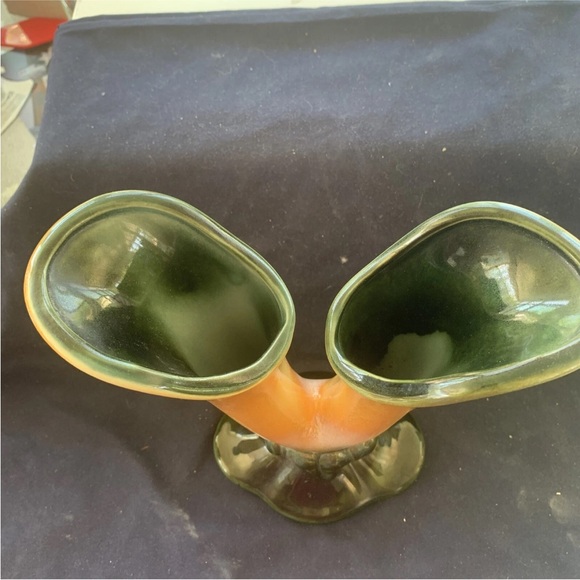 Vintage Hull pottery Calla Lilly design - Picture 3 of 5